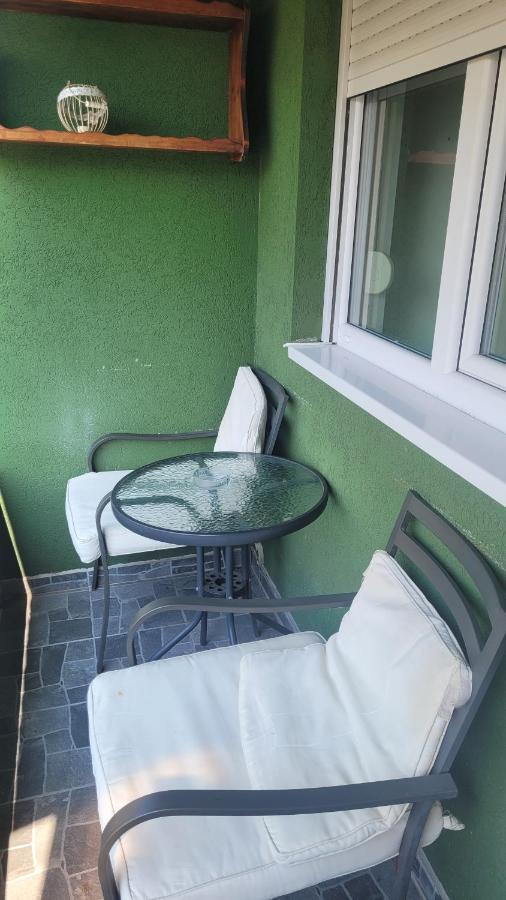 Stan Na Dan Loznica Apartment Ngoại thất bức ảnh